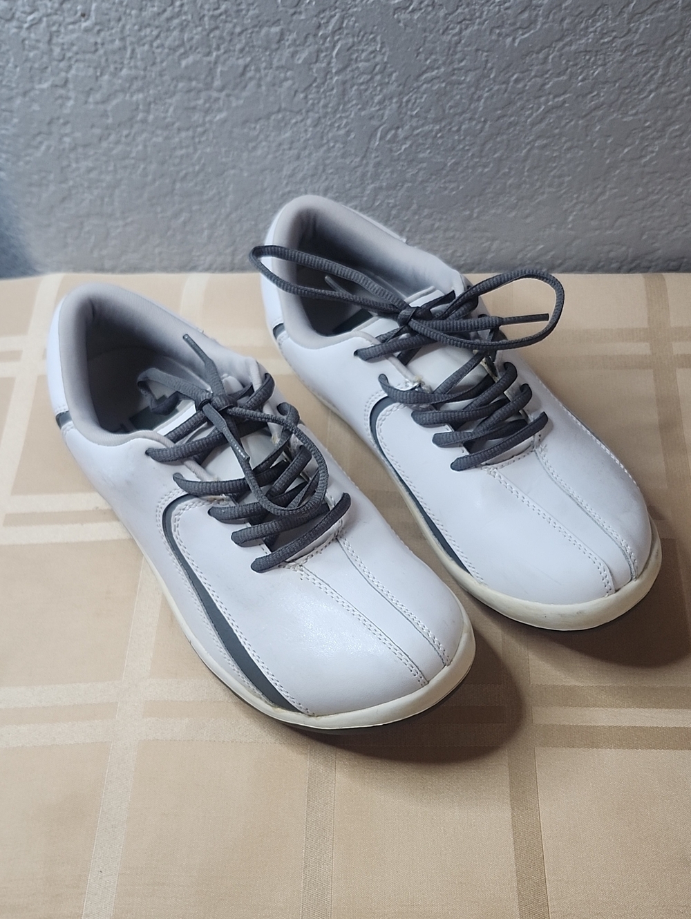 Women's True Linkswear Leather Golf Shoes